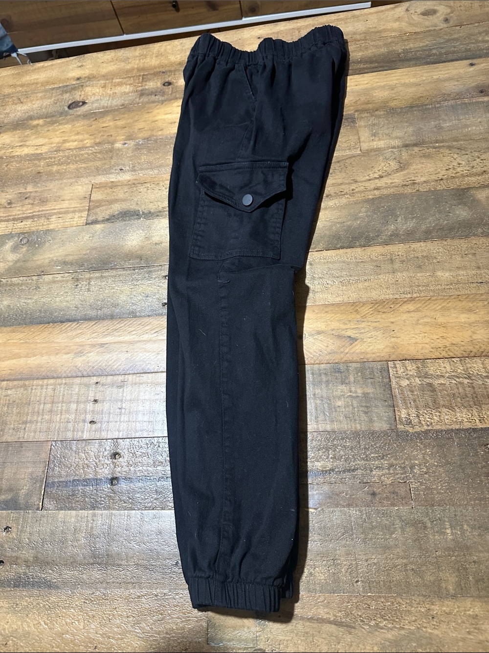 Boys  Black Cargo Jogger Pants - Size 12-13y - Picture 7 of 7